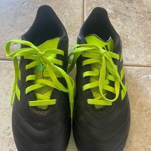 Adidas gently used boys soccer cleats